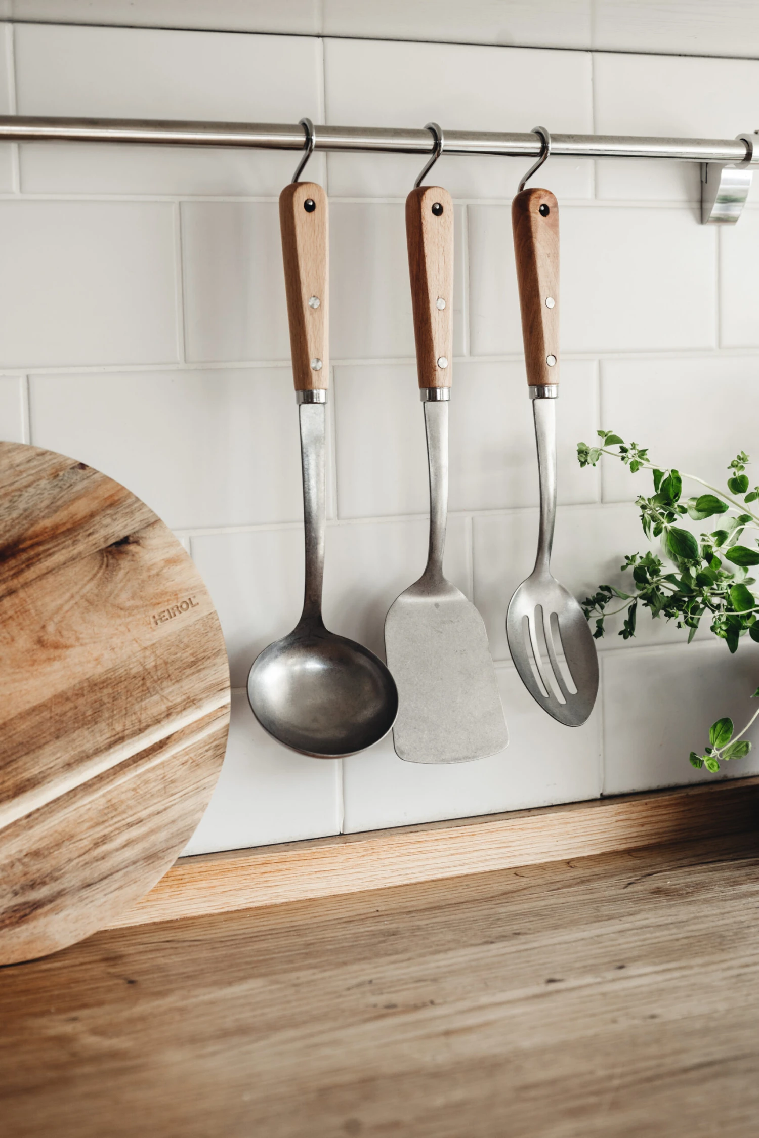 Heirol Roestvrije Opscheplepel Met Openingen 34 Cm - Afbeelding 3