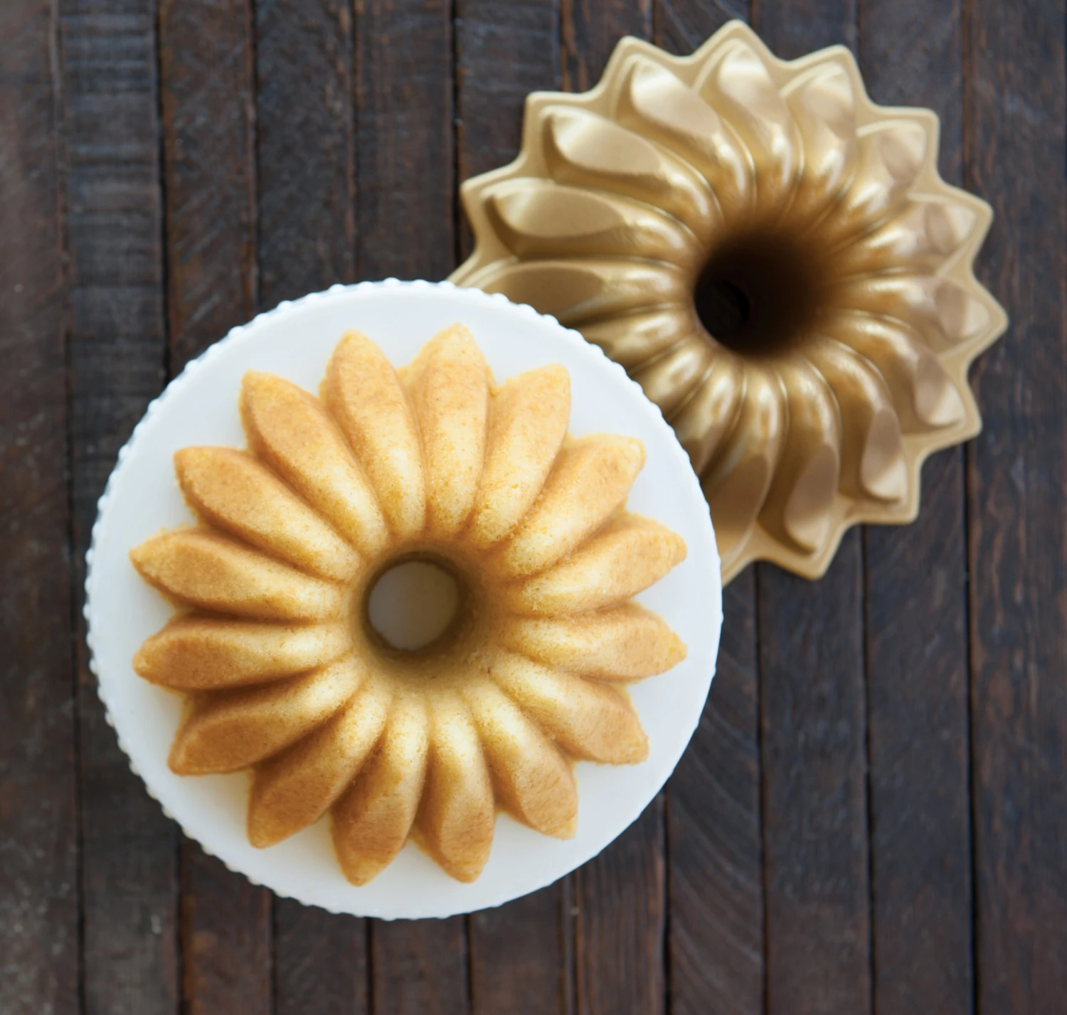 Nordic Ware Lotus Bundt Bakvorm - Afbeelding 2