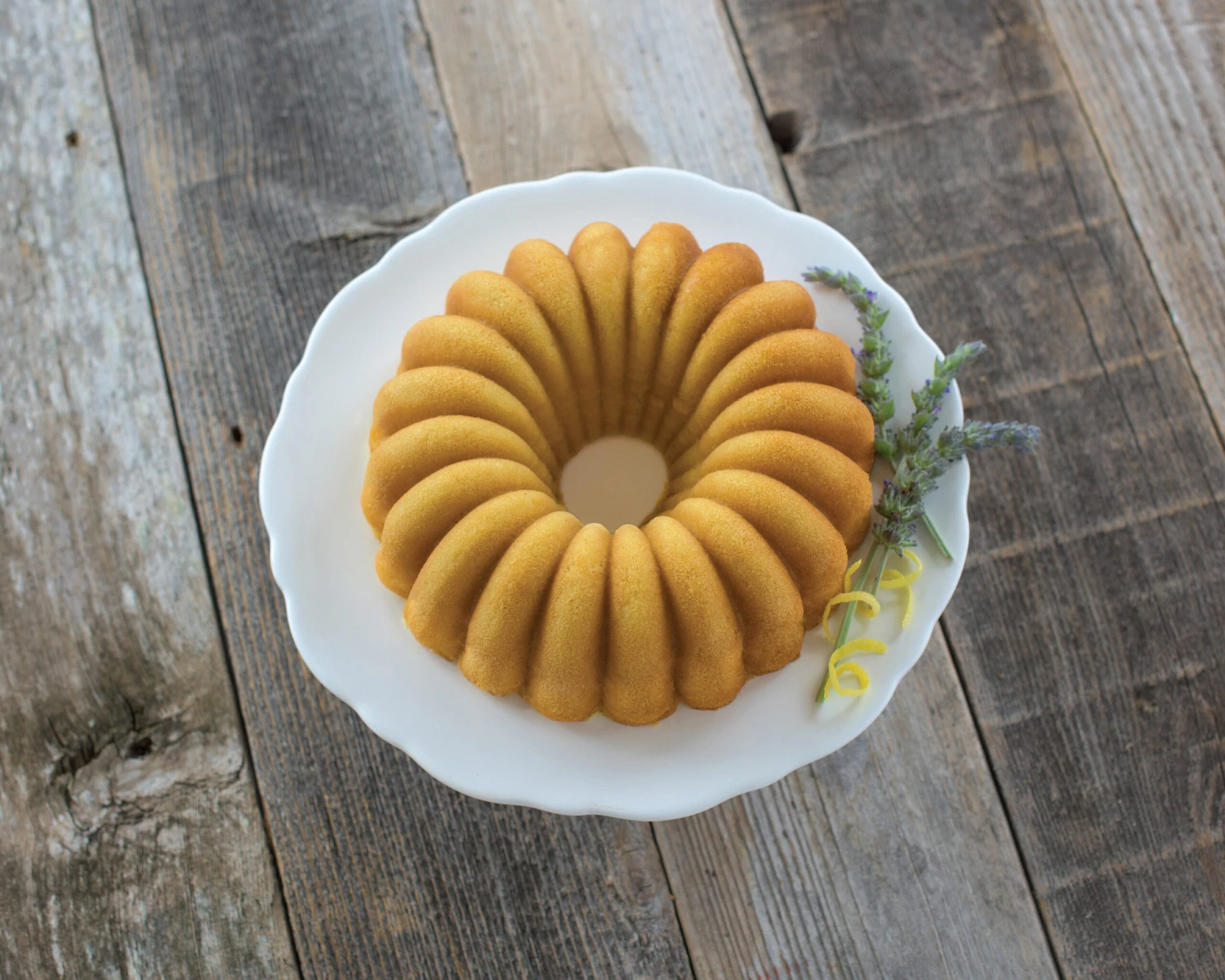 Nordic Ware Elegant Party Bundt Bakvorm - Afbeelding 4